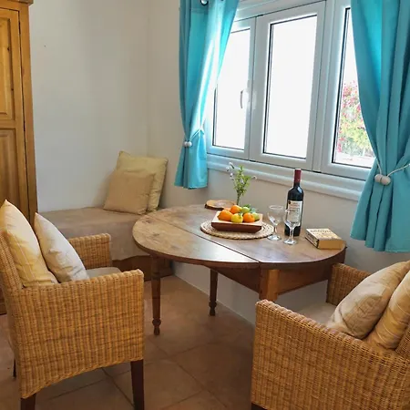 Apartament The Old Village School Peyia